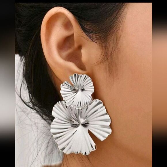 Silver Statement Flower Earrings - Picture 1 of 2